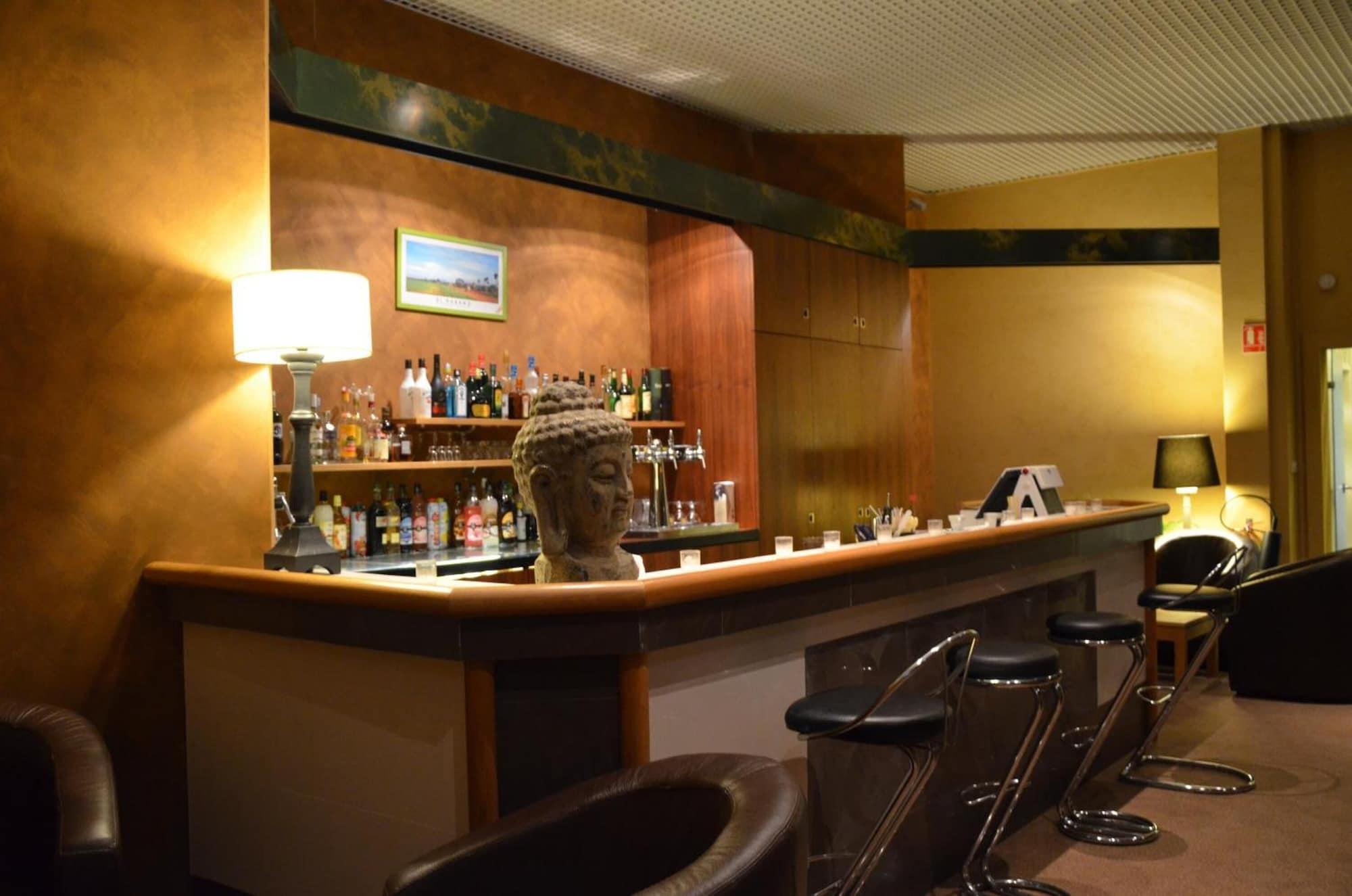 Bar/Salón Hotel La Régie