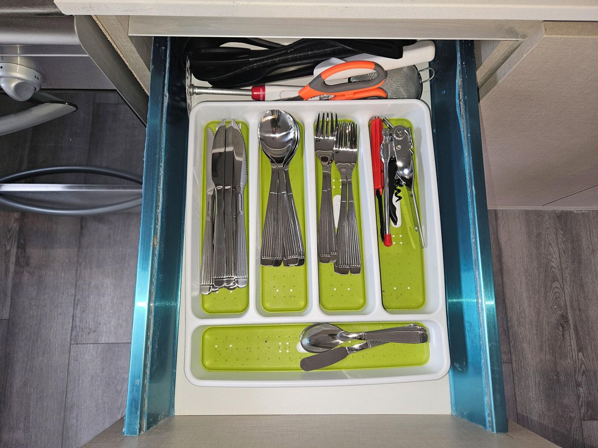 Equipamiento de Habitación Edificio Vilena by InoutStays