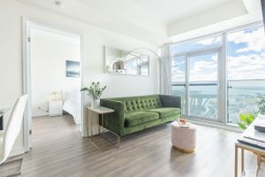 Alojamiento - Beautiful Luxurious Modern With Breathtaking Views