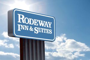 Alojamiento - Rodeway Inn