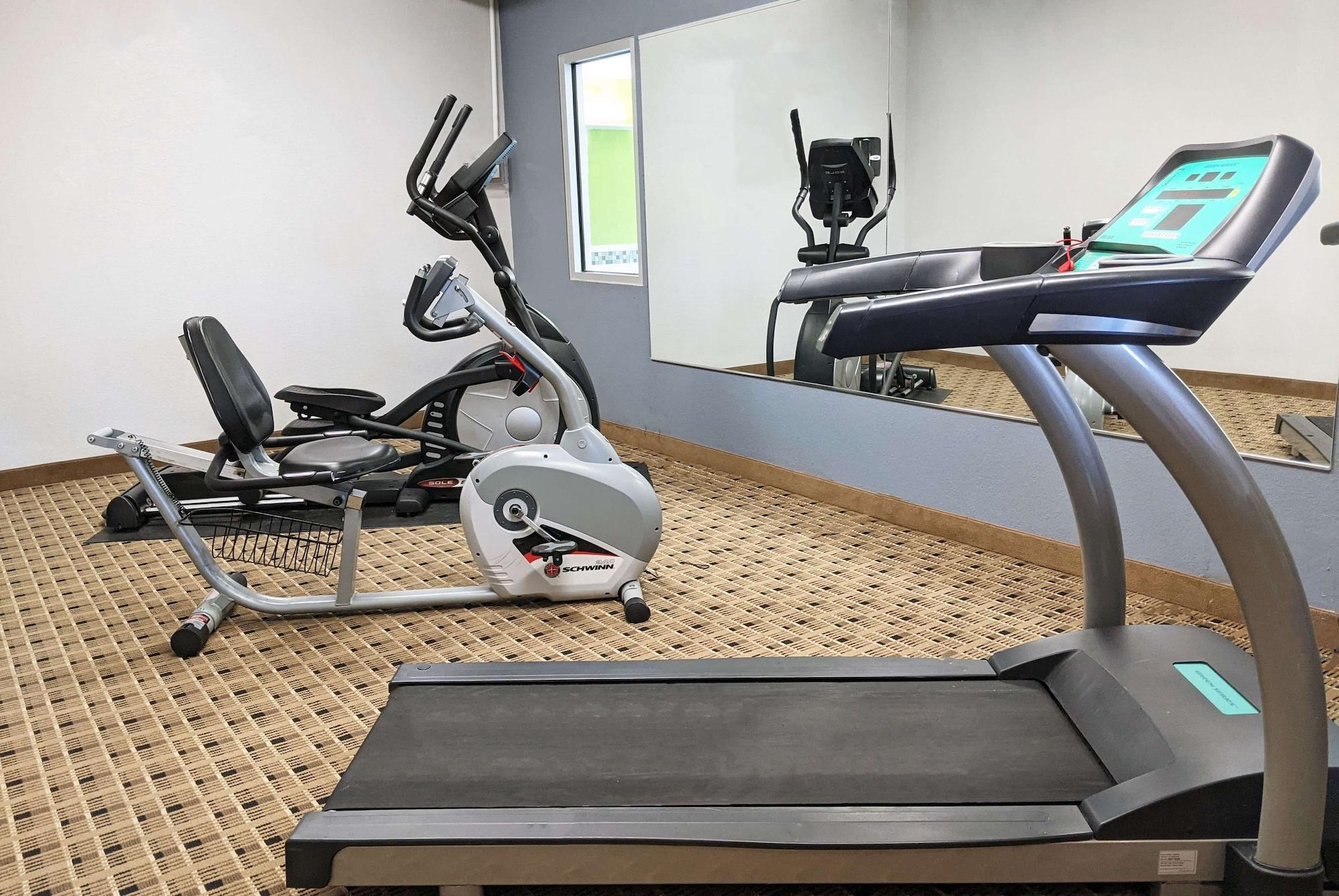 Gimnasio Microtel Inn & Suites by Wyndham Michigan City