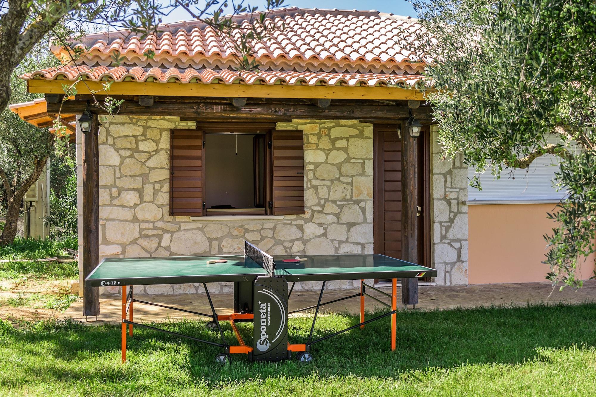 Instalaciones Recreativas Kavos Psarou Studios and Apartments