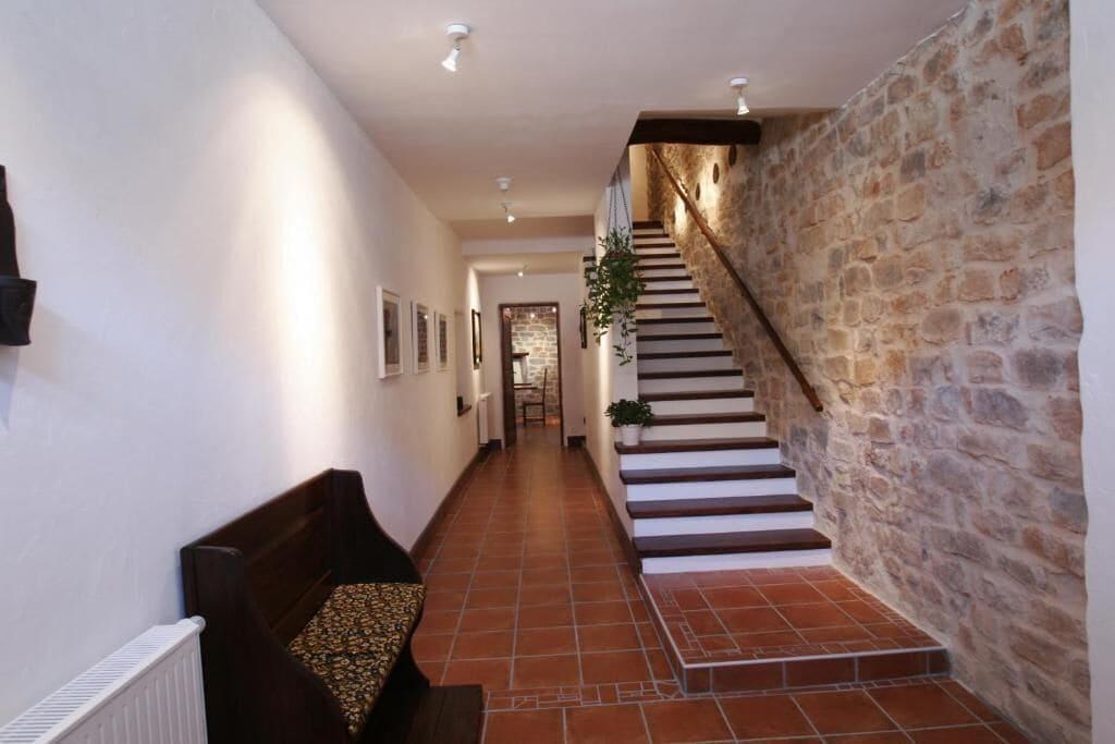 Vista Lobby Le Clos Des Pommes
