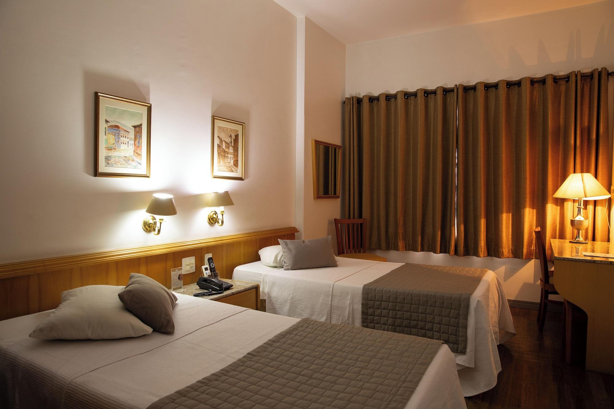 Habitación Ritz Plaza Hotel