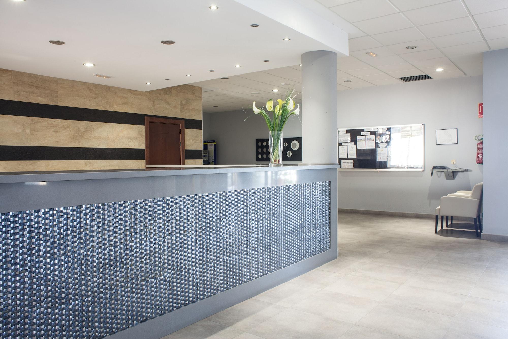 Vista Lobby Valhotel Residencia Tiempo Libre El Puig