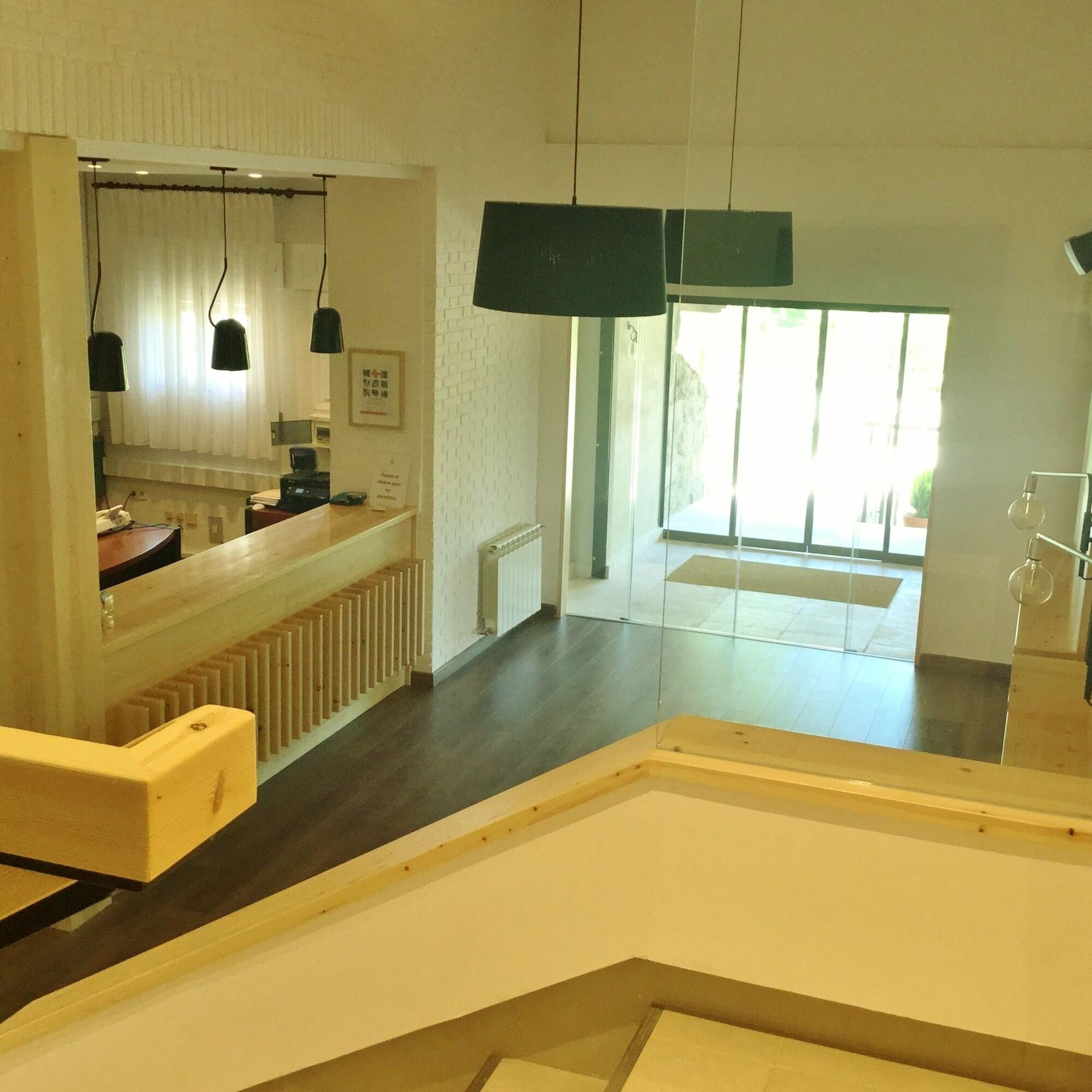 Vista Lobby Mirasierra