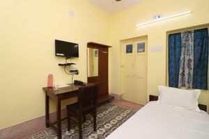 Alojamiento - SPOT ON 44329 Sri Krishna Inn Lodging & Boarding