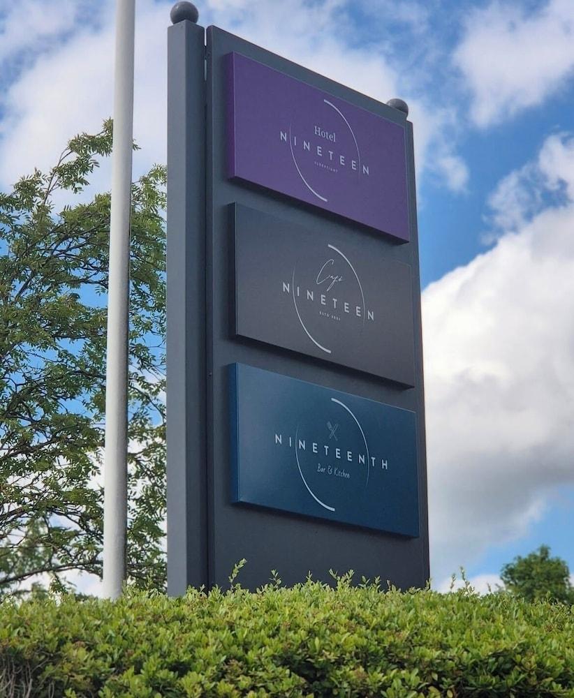 Vista Exterior Hotel Nineteen