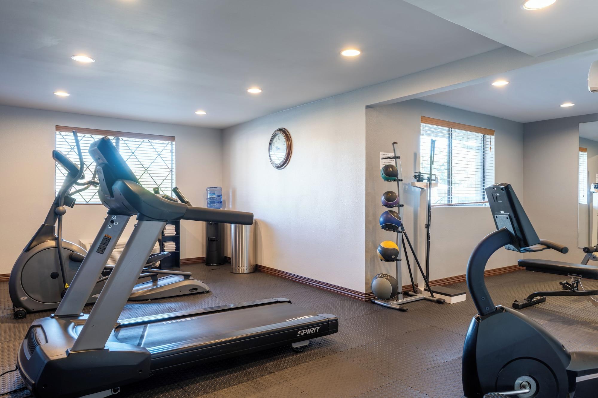Gimnasio Best Western The Inn at Sharon/Foxboro