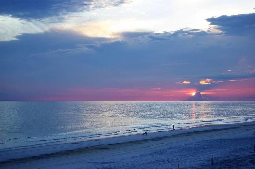 Playa Holiday Inn Express Pensacola Beach by IHG