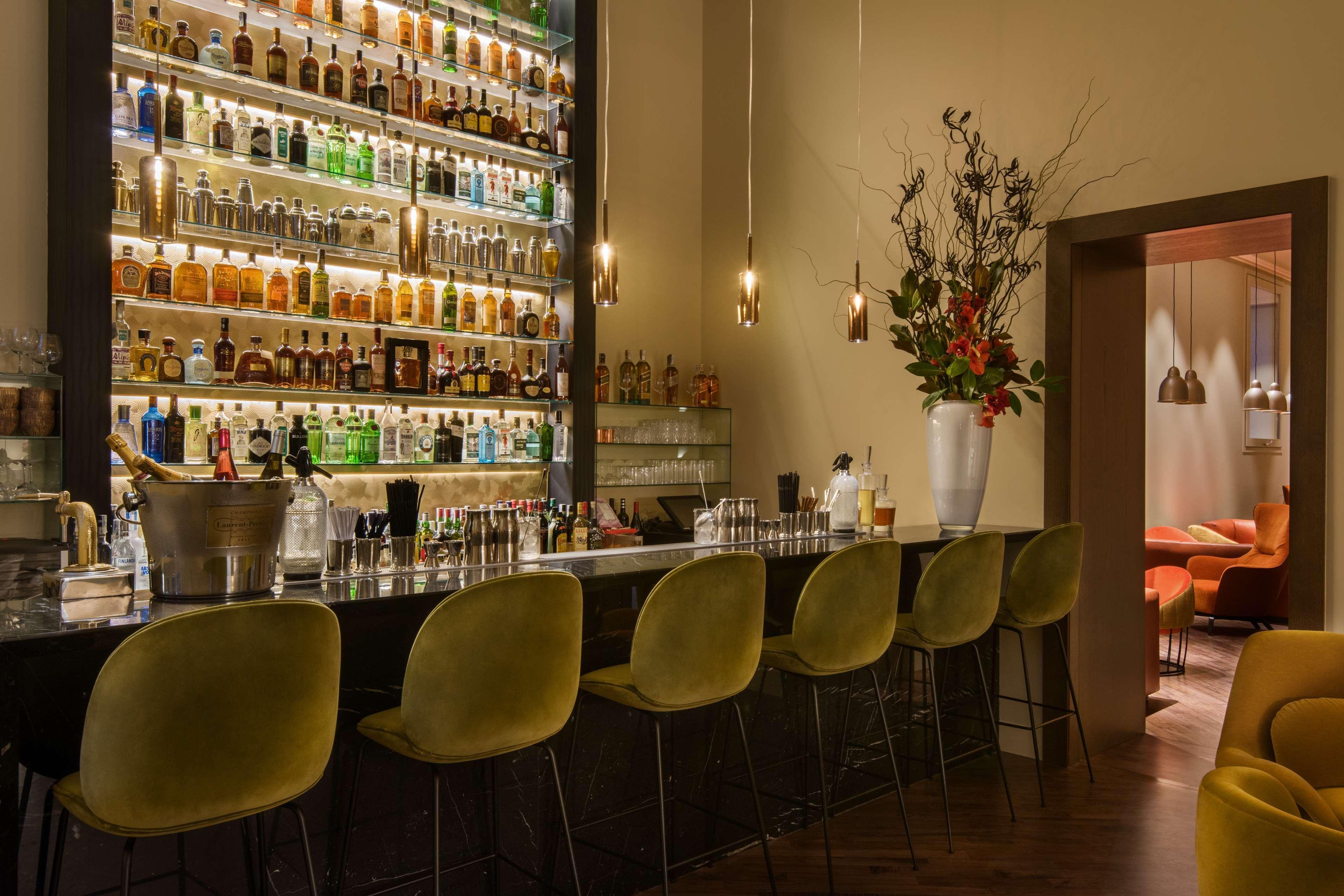 Bar/Salón Hotel Mercer Sevilla 5 GL