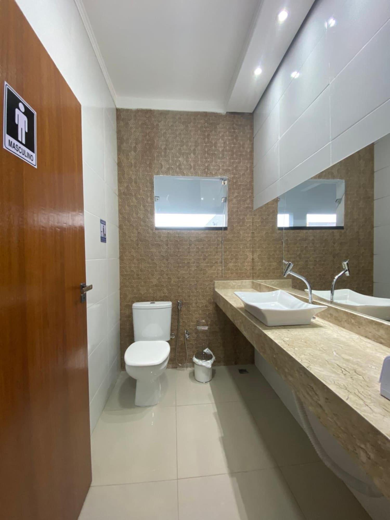 Equipamiento de Habitación Hotel La Bello