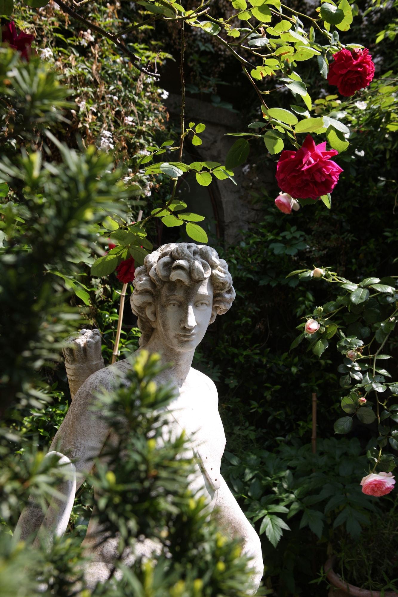 Vista Exterior Hôtel Jardins Secrets