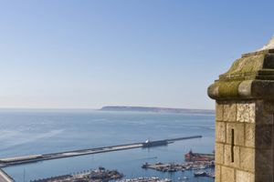 Actividad - Degustación de vinos en el castillo de Santa Bárbara