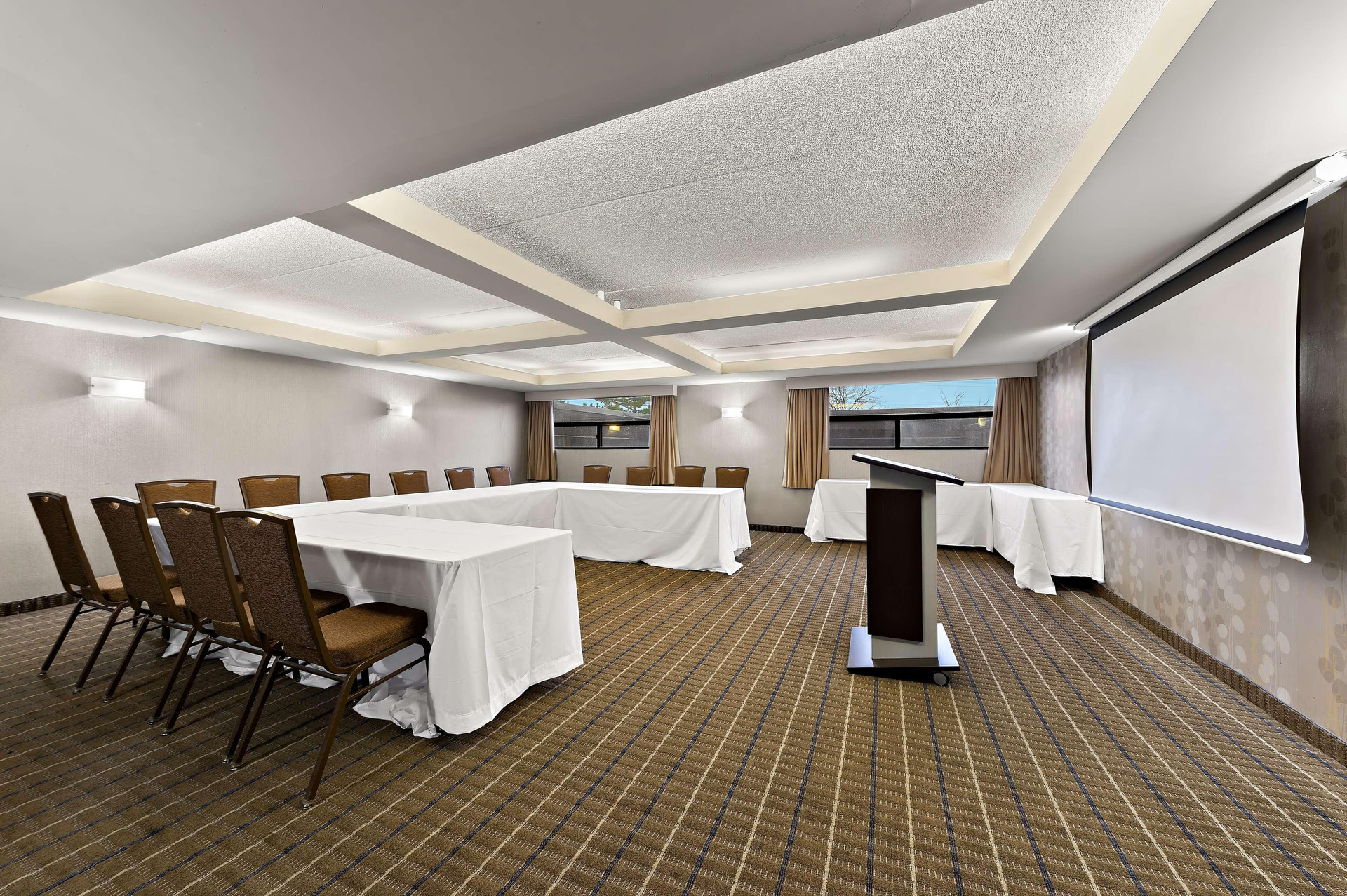 Sala de Reuniones Best Western Plus Toronto North York Hotel & Suites
