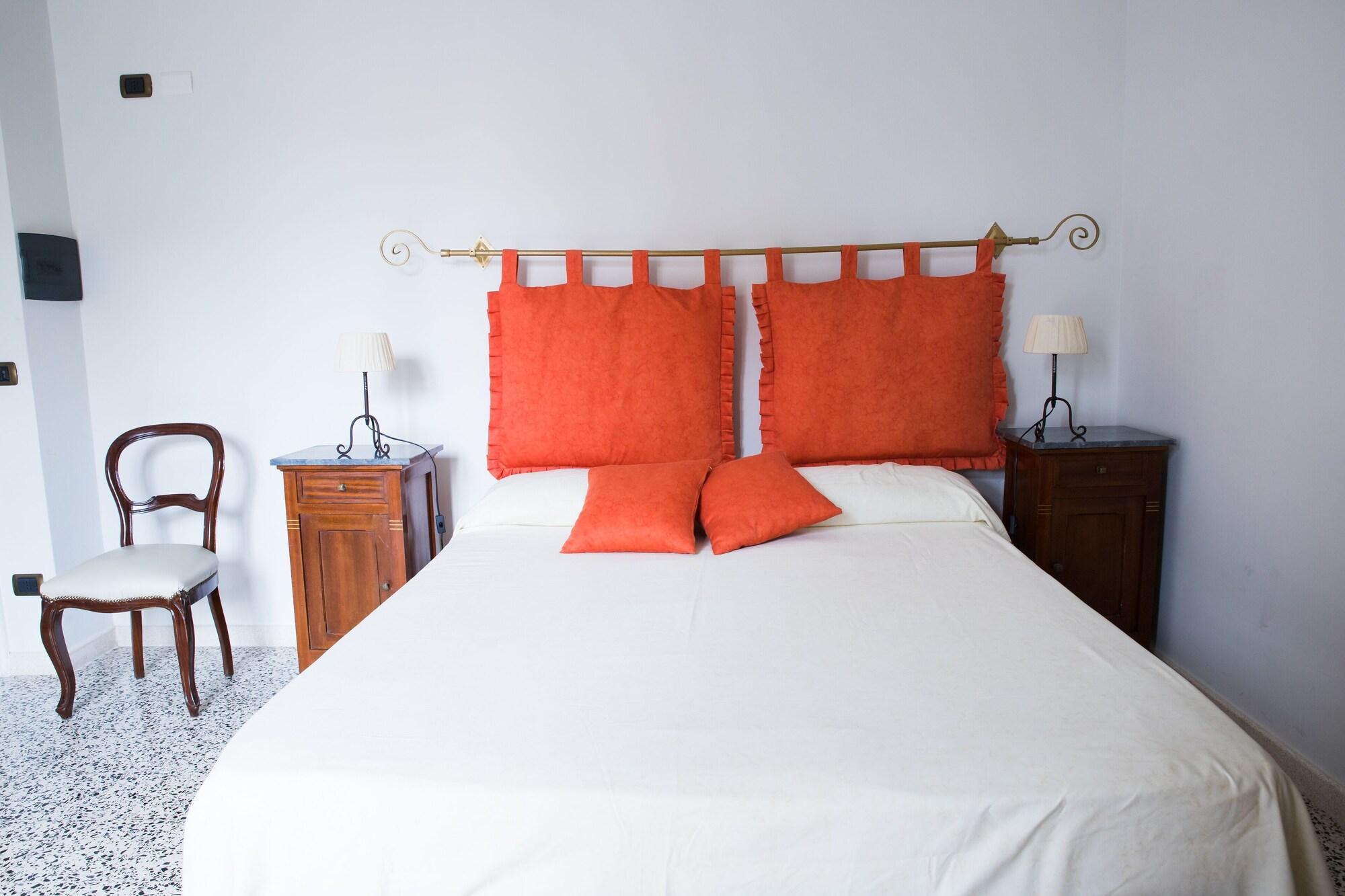 Vista Exterior Vittoria Guest House - Battipaglia