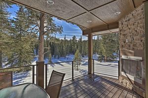 Alquiler Vacacional - Lead Family Home w/ Hot Tub, 2 Mi to Deer Mountain