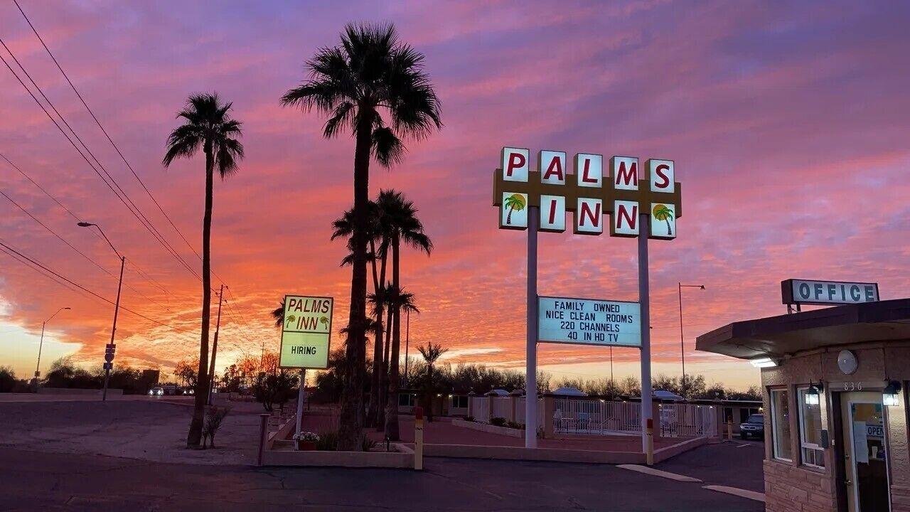 Varios Palms Inn