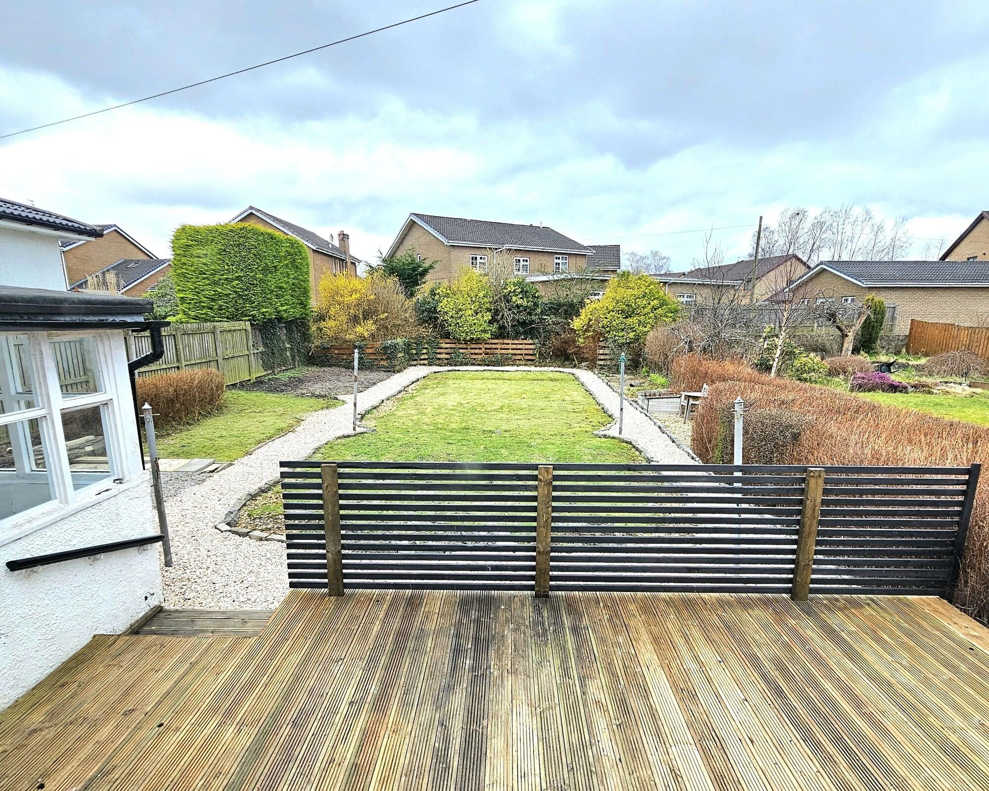 Equipamiento de Habitación Charming 3-Bed Oasis-free parking