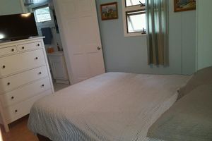 Alquiler Vacacional - Oneida Lake Bright and airy South Shore Lakeside Cottage