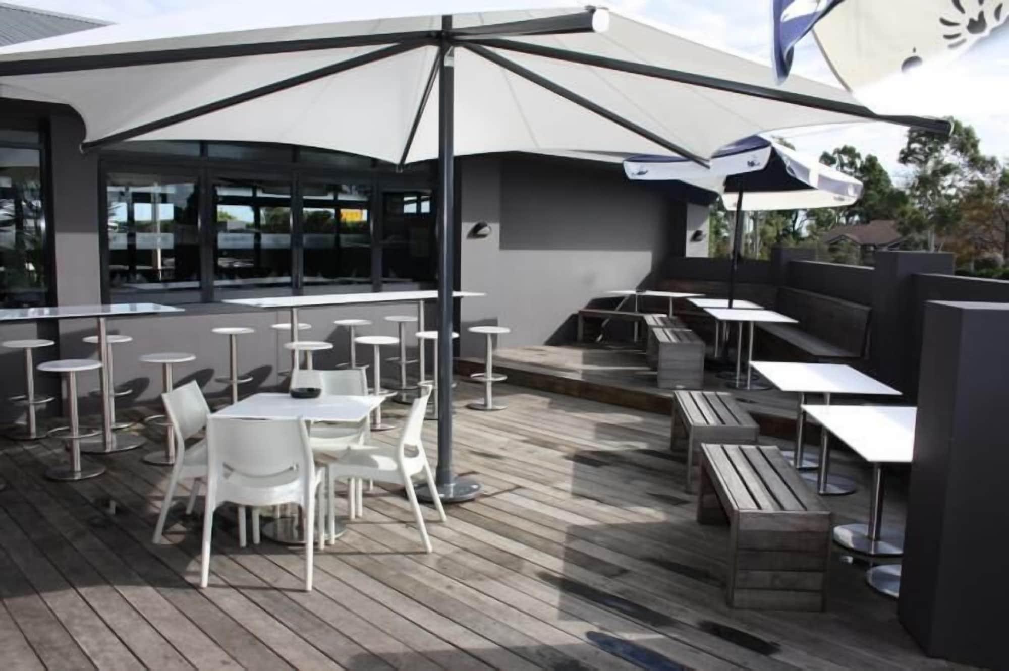 Vista Exterior Crossroads Hotel Liverpool