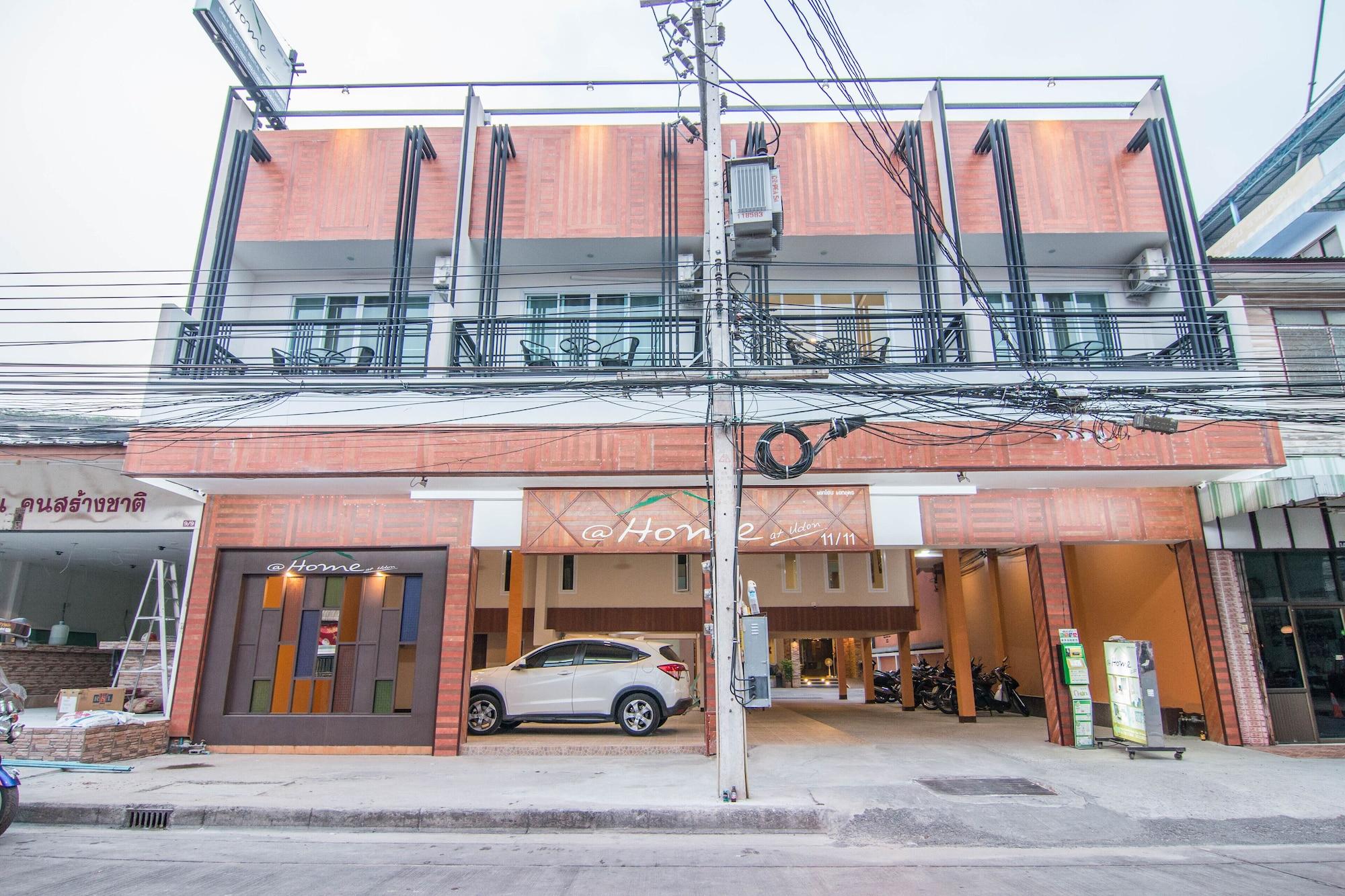 Vista Exterior At Home at Udon