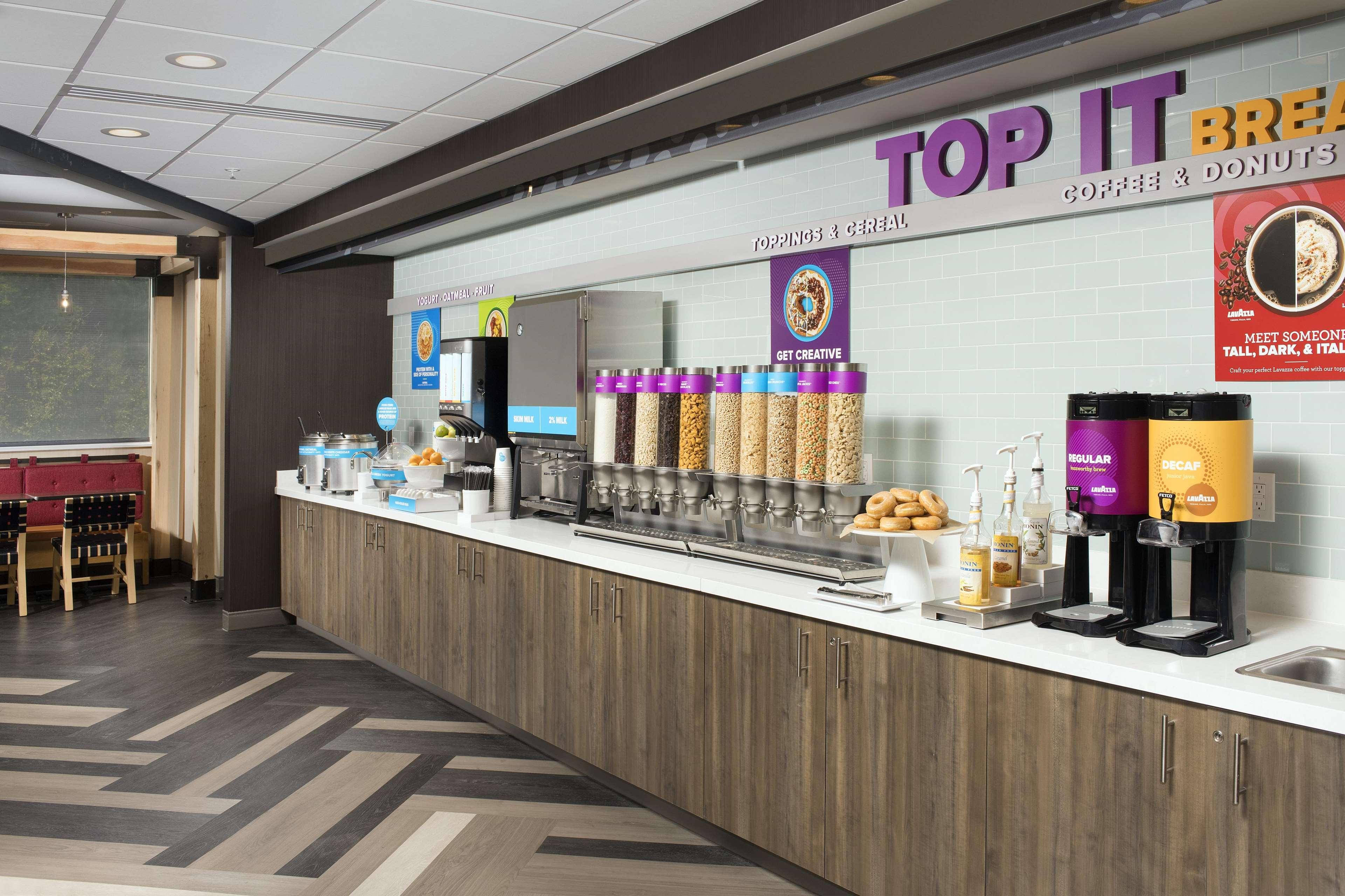 Restaurant Tru by Hilton McDonough