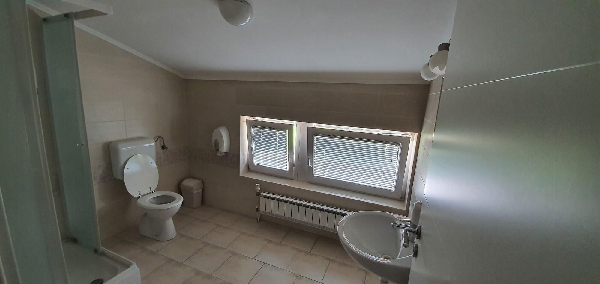 Equipamiento de Habitación Gostilna s prenočišči pri Janezu