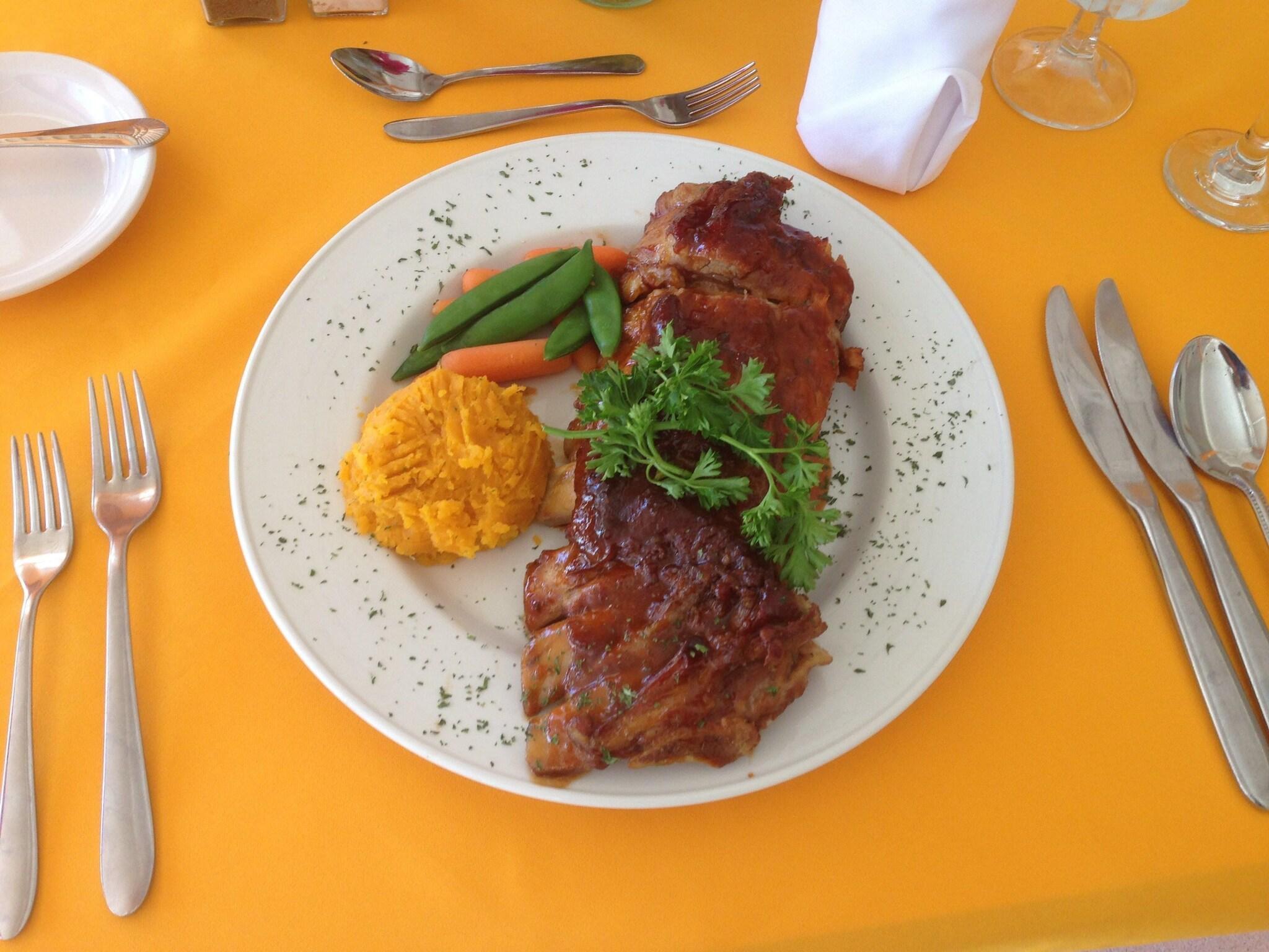 Restaurant Bird Rock Beach Hotel