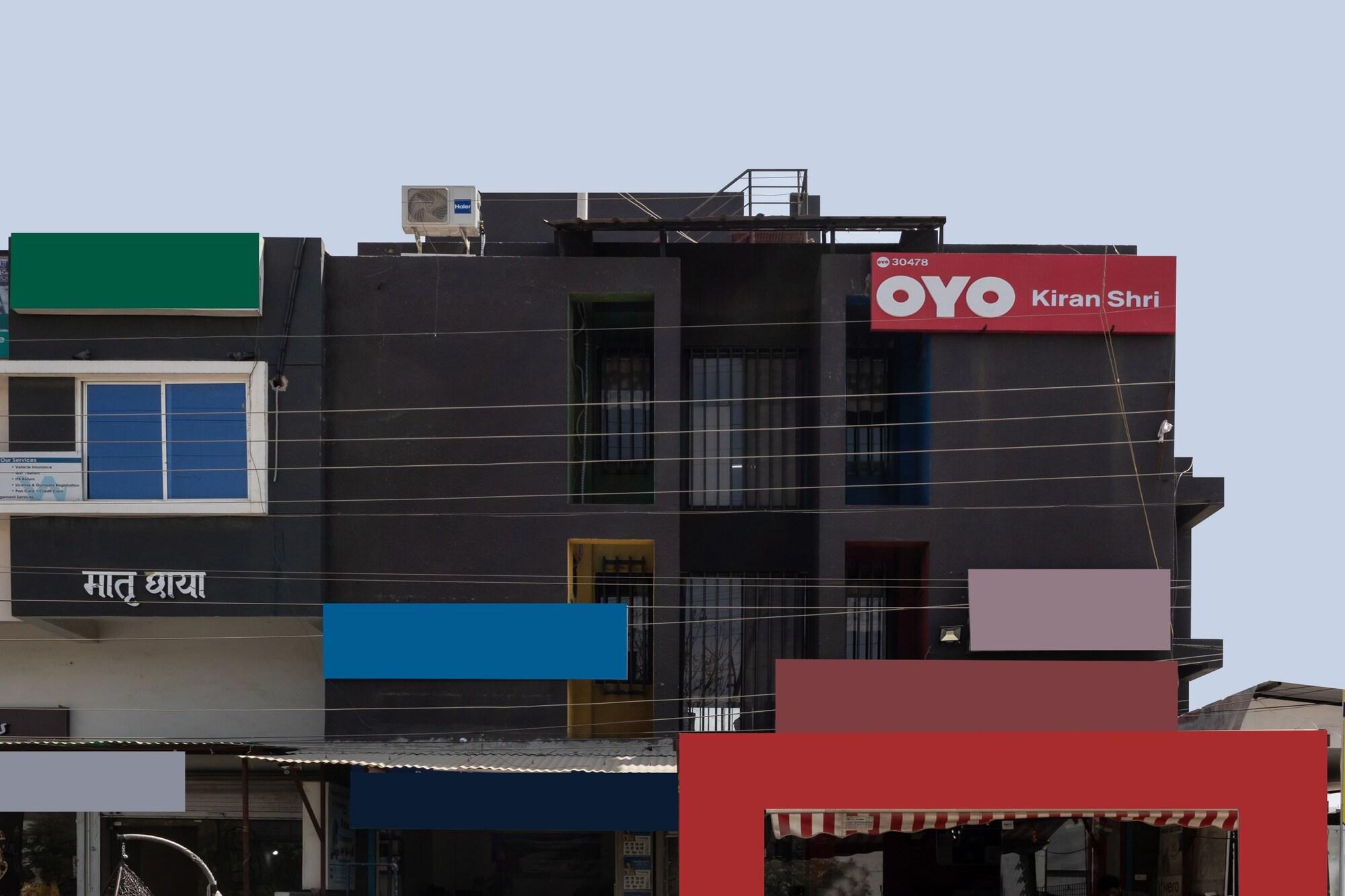 Varios OYO 30478 Hotel Kiran Shri