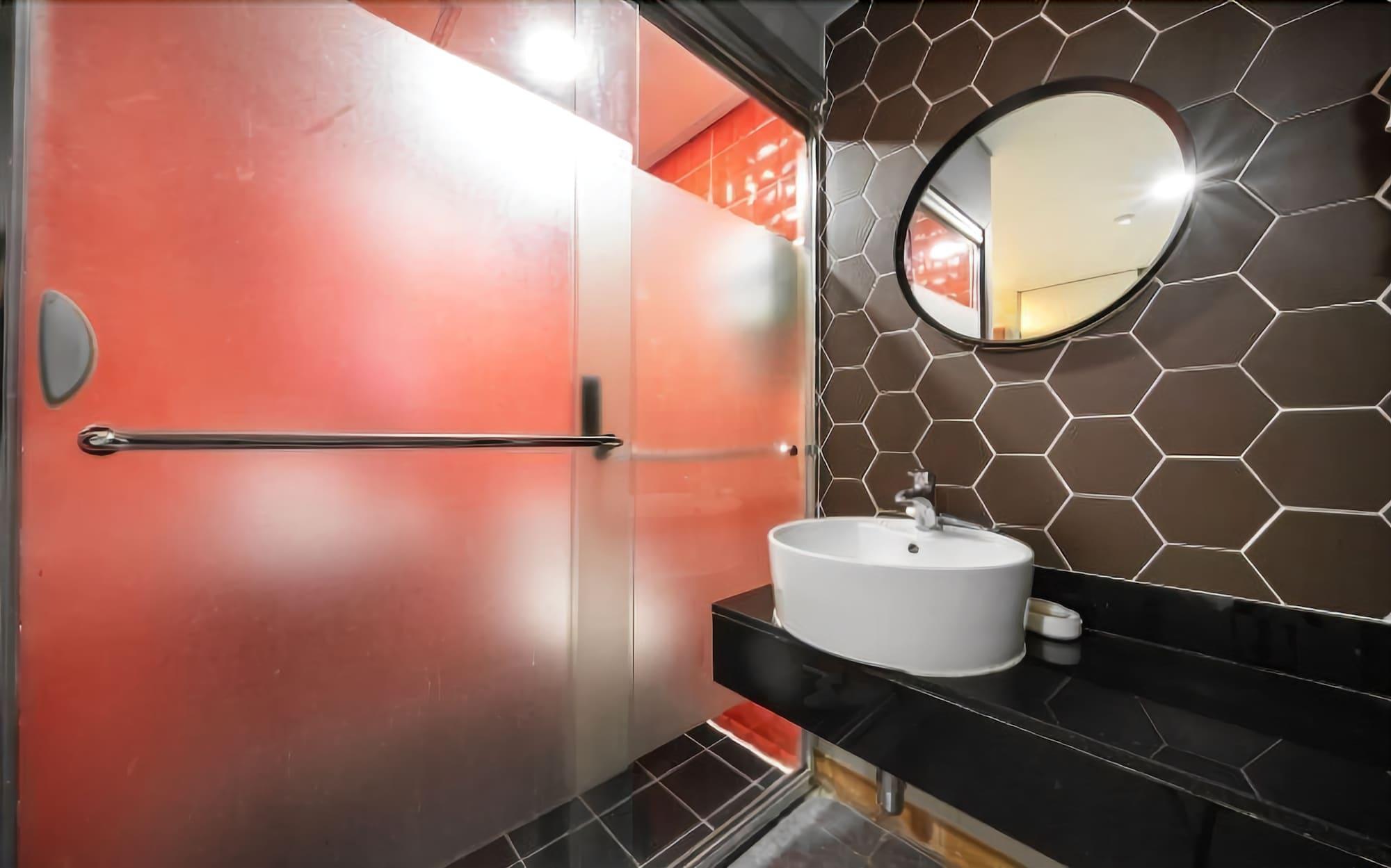 Equipamiento de Habitación Kazier MOTEL