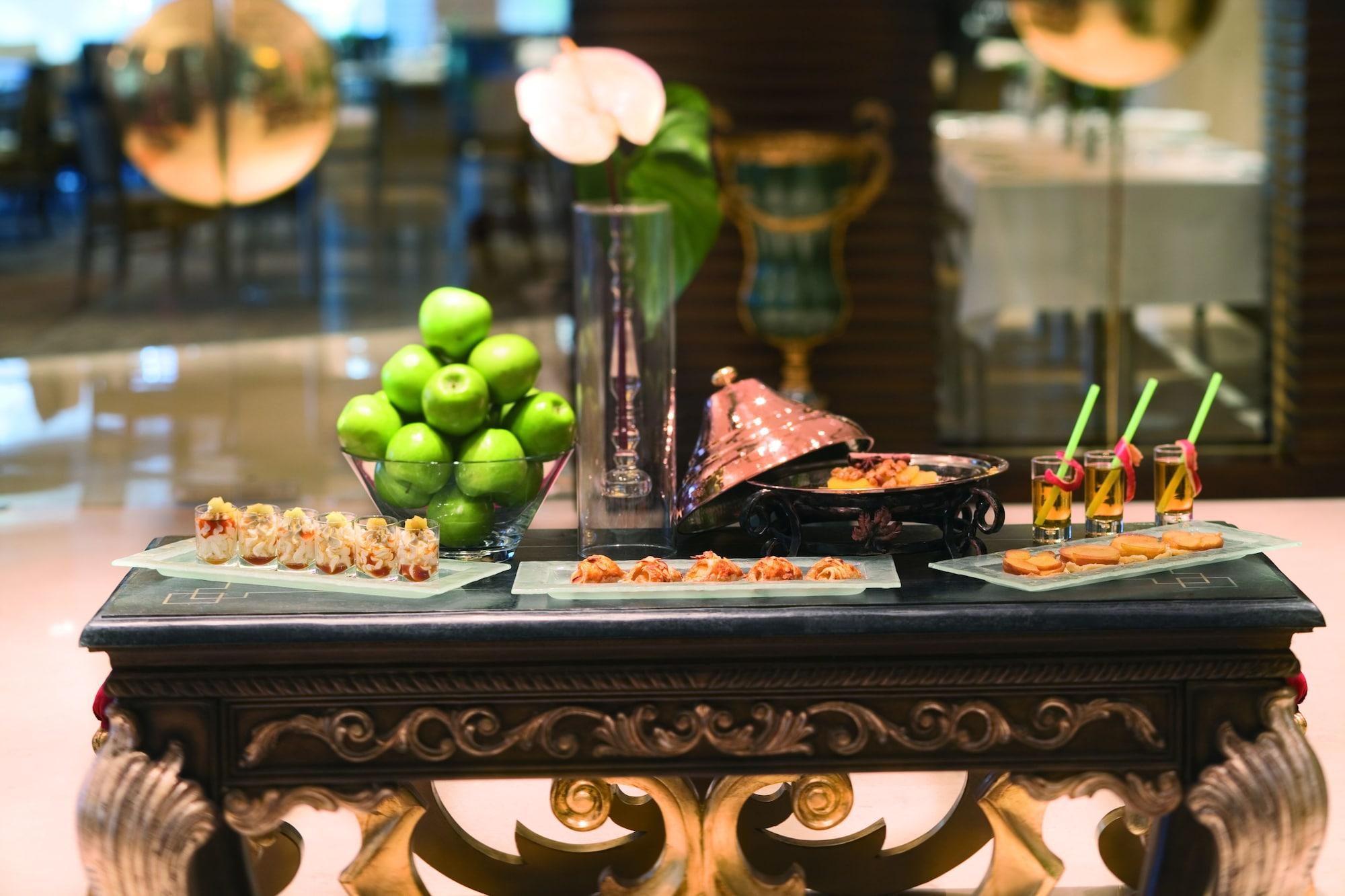 Restaurant Mövenpick Hotel Izmir