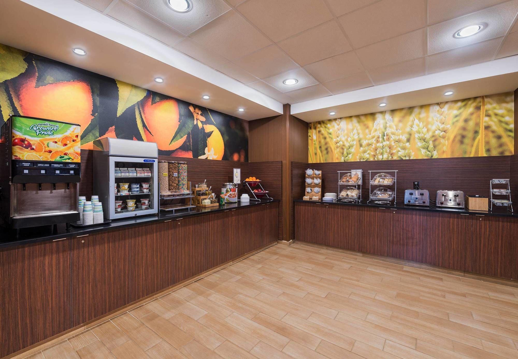 Restaurant Fairfield by Marriott Inn & Suites Uncasville Mohegan Sun Area
