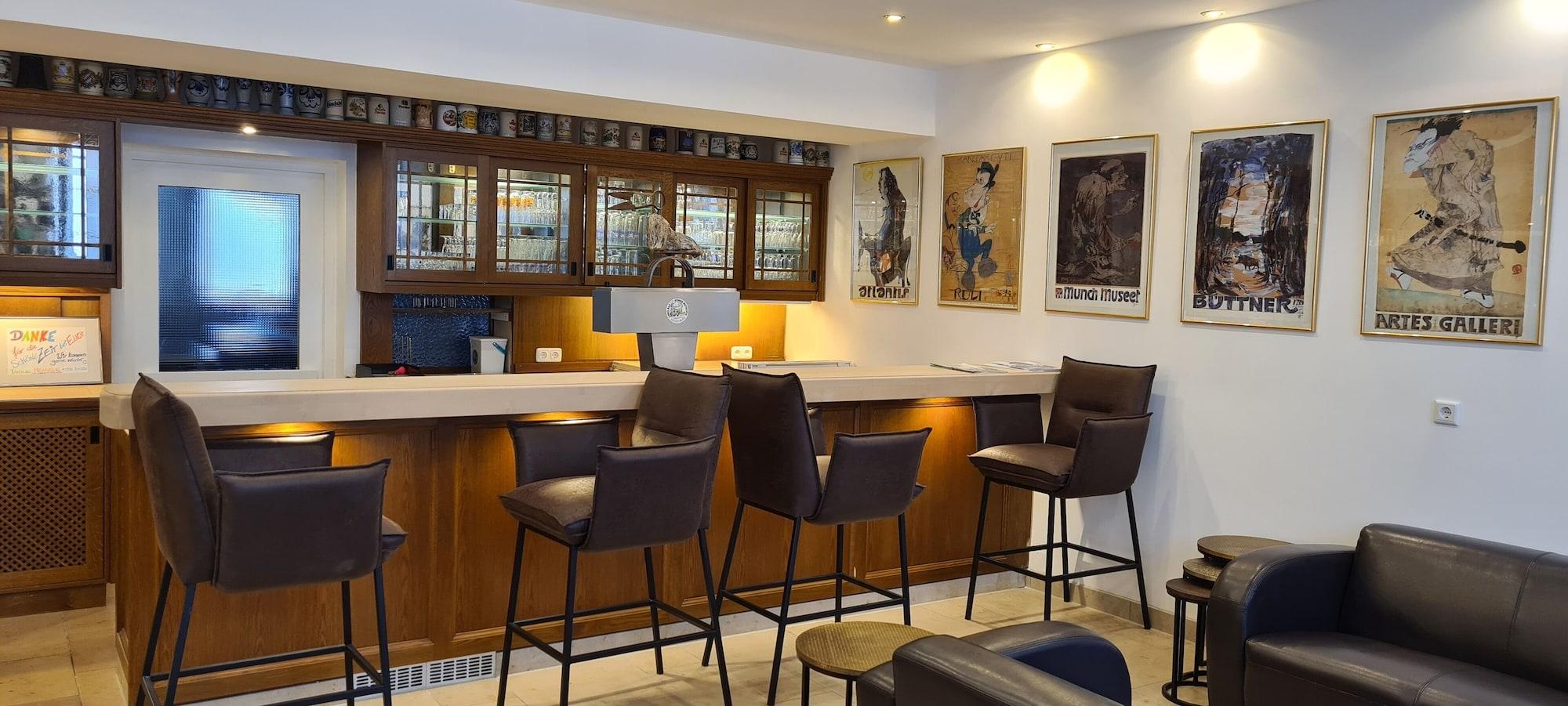 Bar/Salón Hotel Garni Am Ellinger Tor