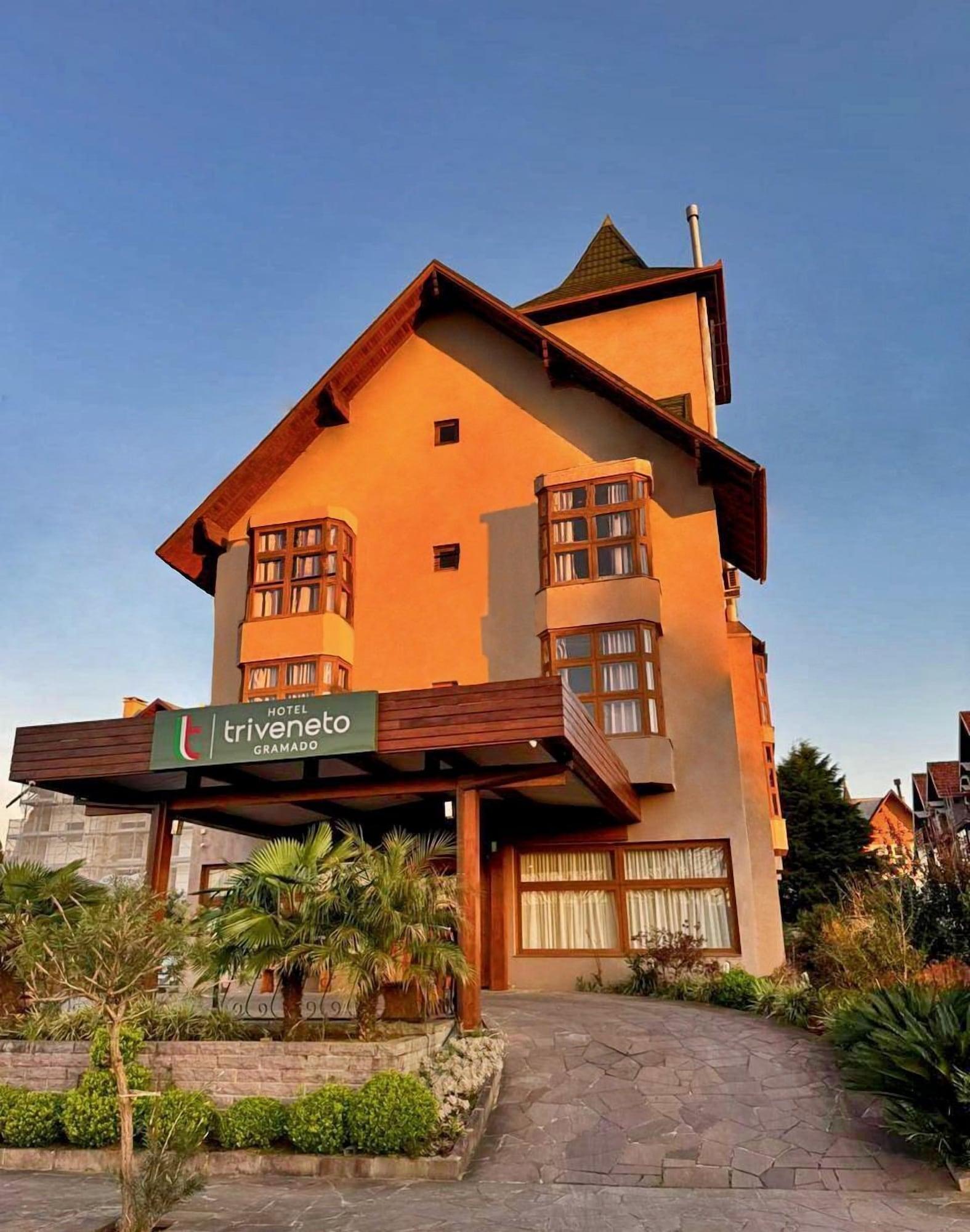 Vista Exterior Hotel Triveneto Gramado