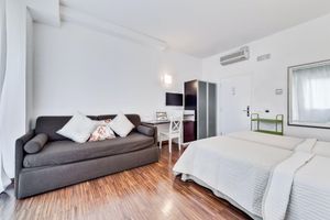 Alojamiento - Room Breakfast Marconi Inn