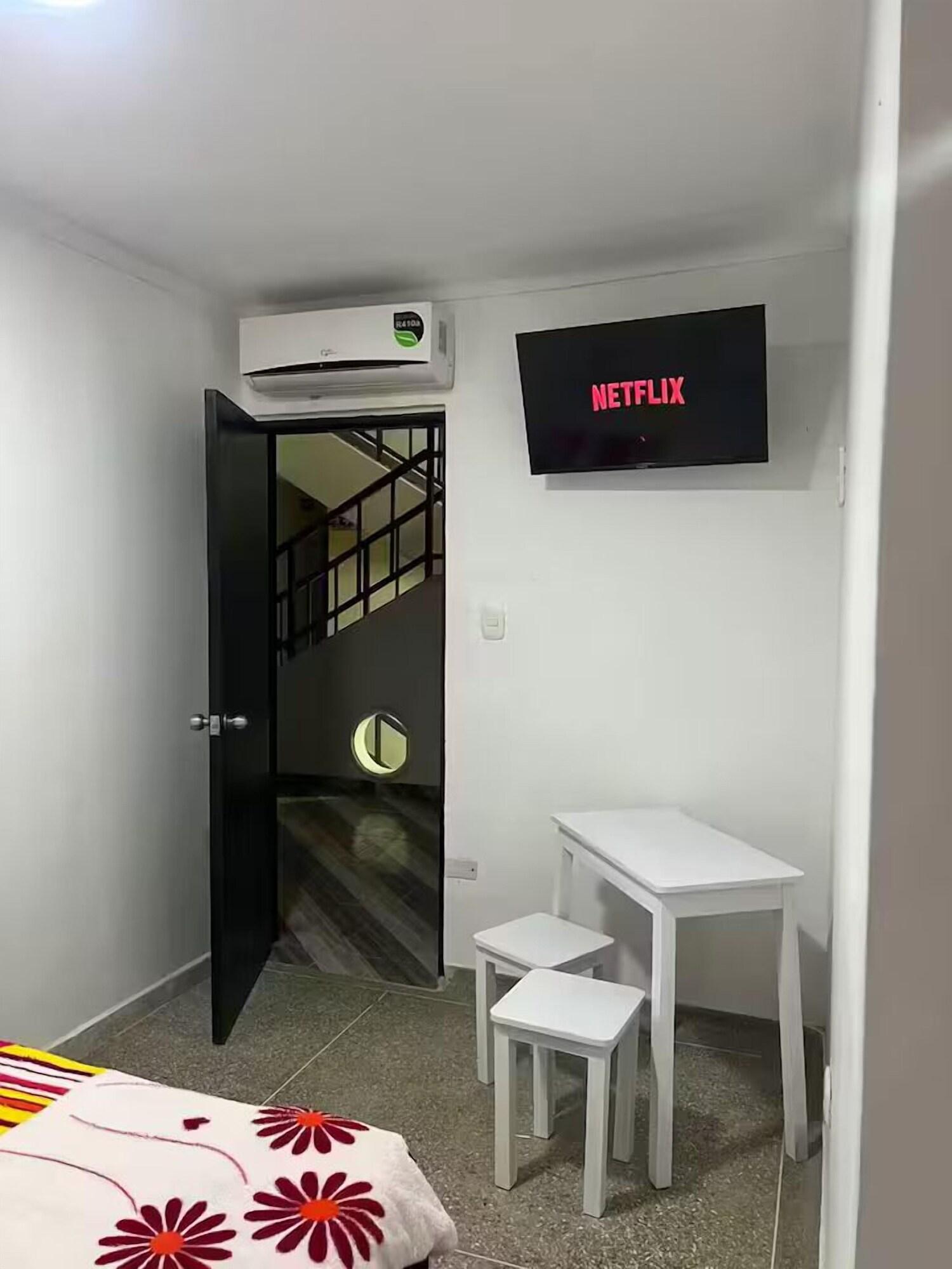 Equipamiento de Habitación Apartahotel La Perla Historica