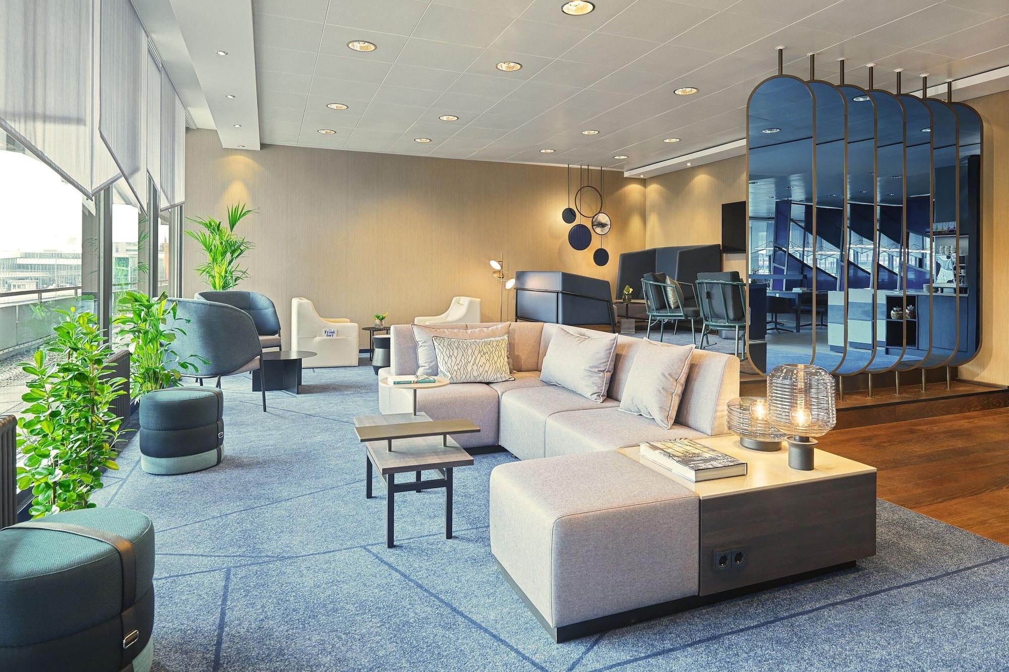 Vista Lobby Sheraton Frankfurt Airport Hotel & Conference Center