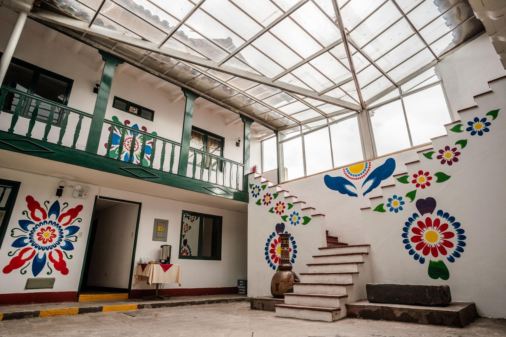 Centro de Negocios Cusco Plaza Hostel