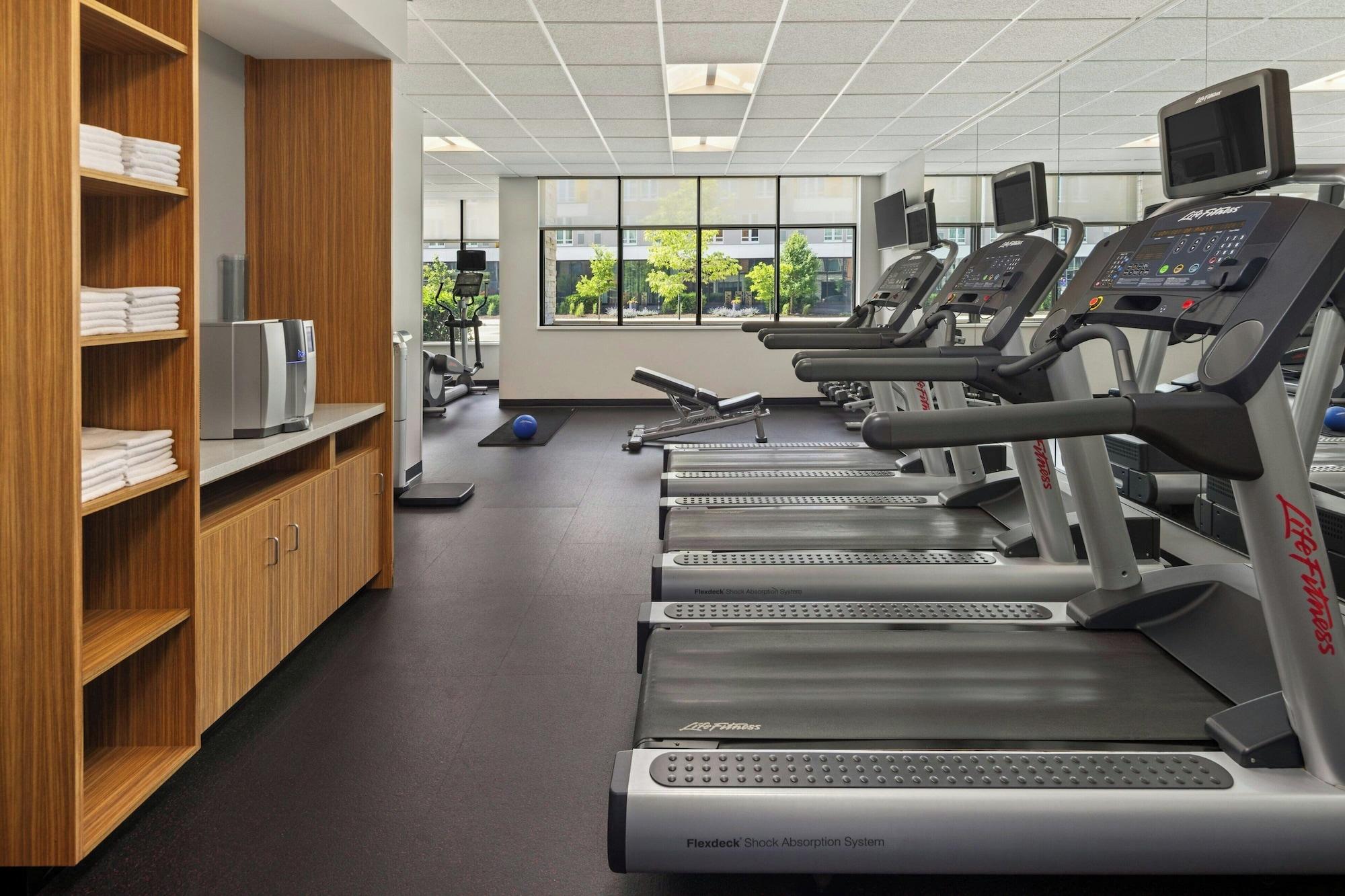 Gimnasio TownePlace Suites Minneapolis near Mall of America
