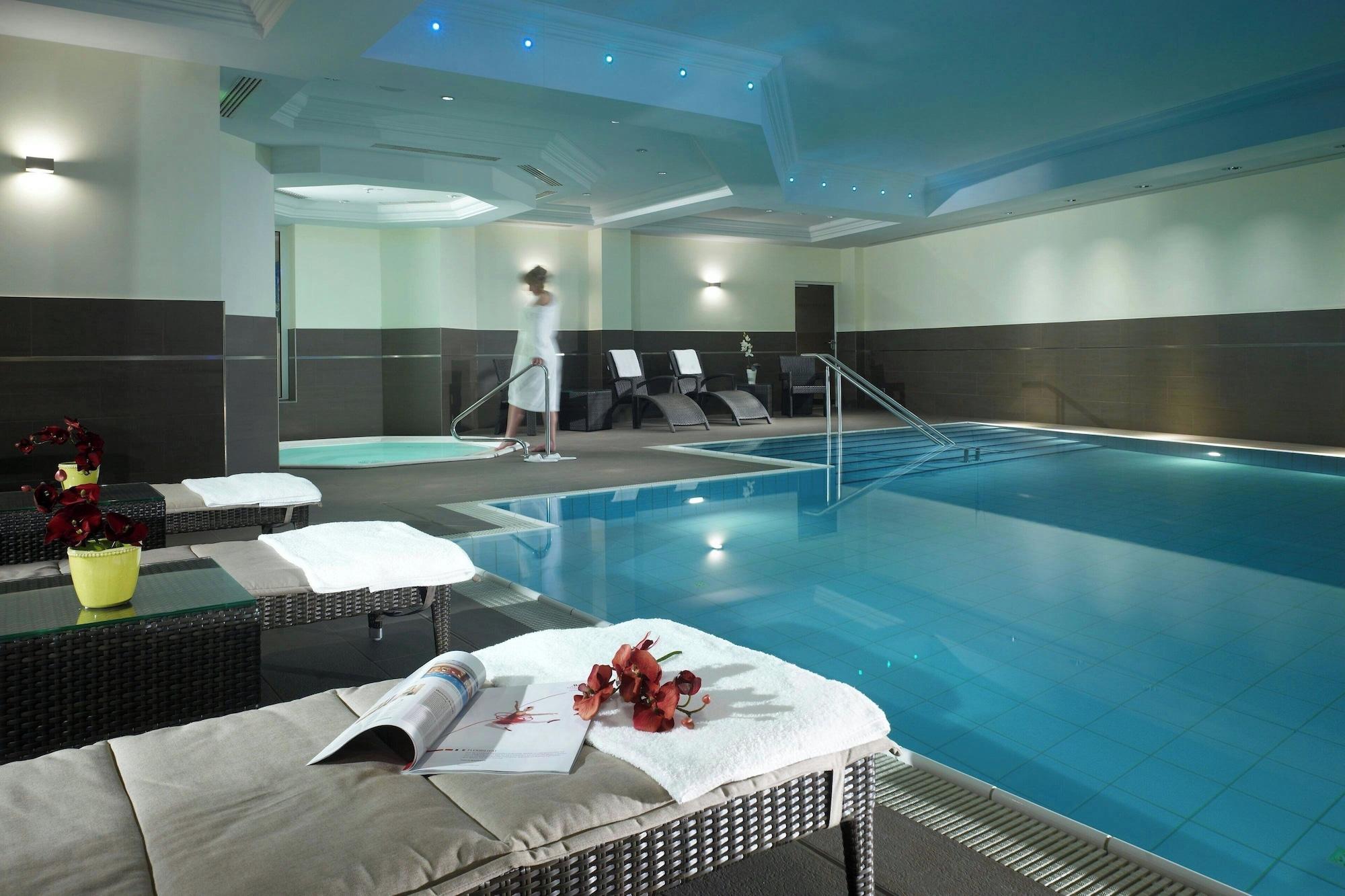 Vista Piscina Leipzig Marriott Hotel