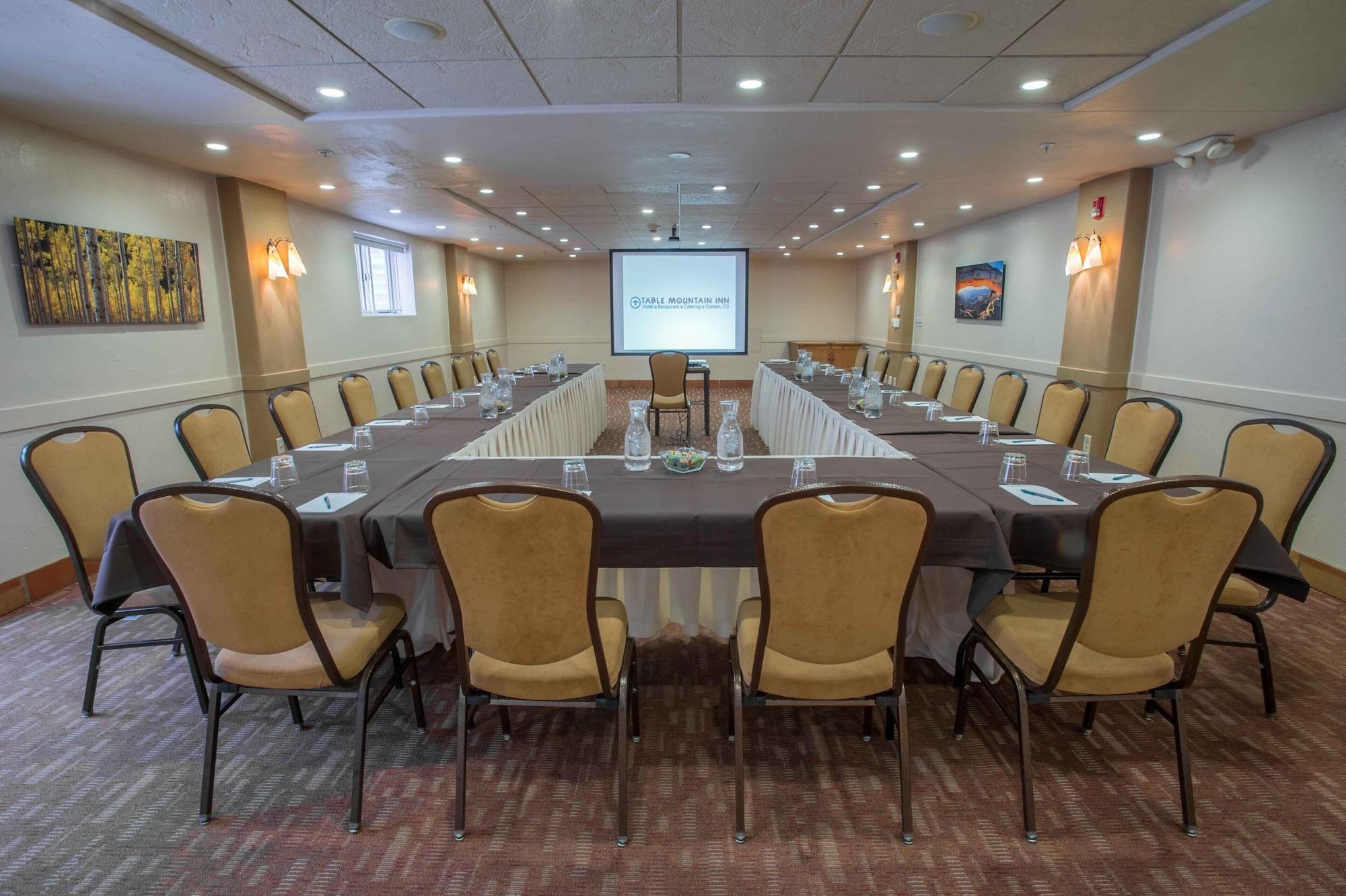 Sala de Reuniones Table Mountain Inn