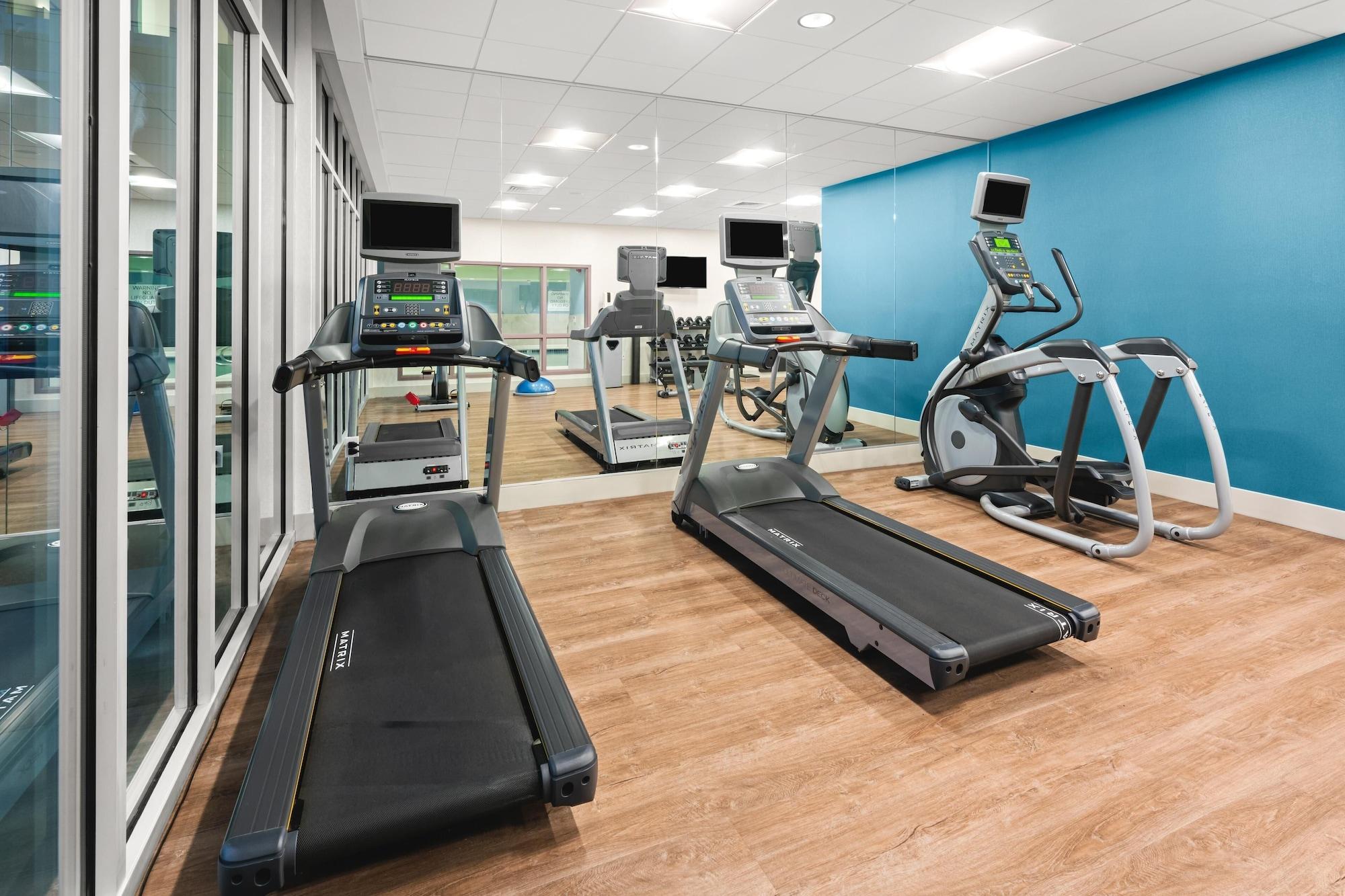 Gimnasio Holiday Inn Express & Suites Willows by IHG