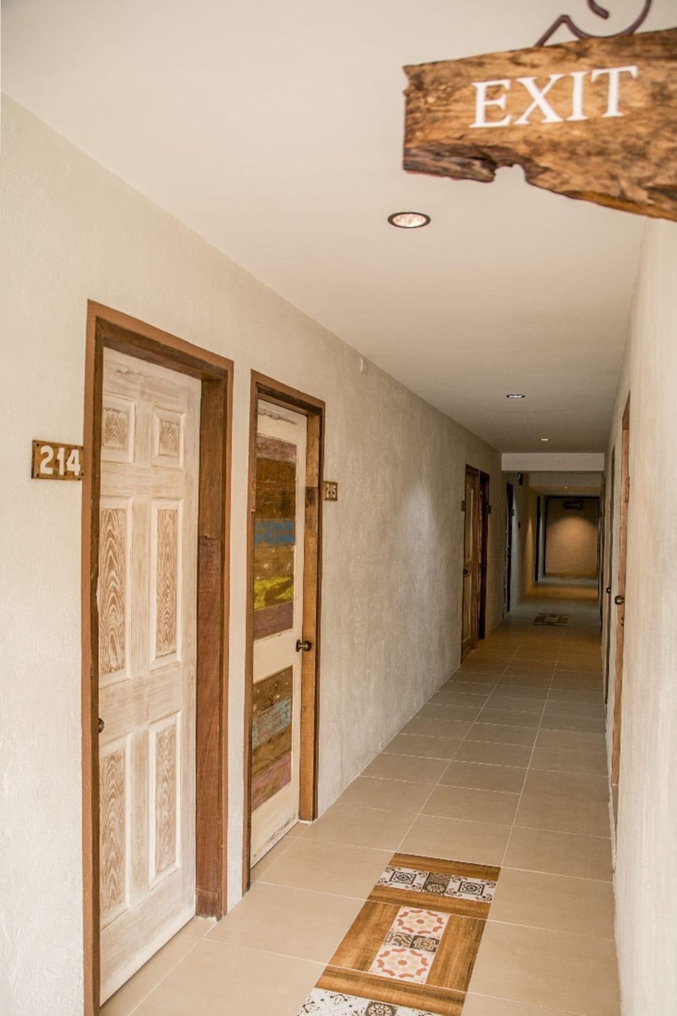 Varios Hotel Avenija