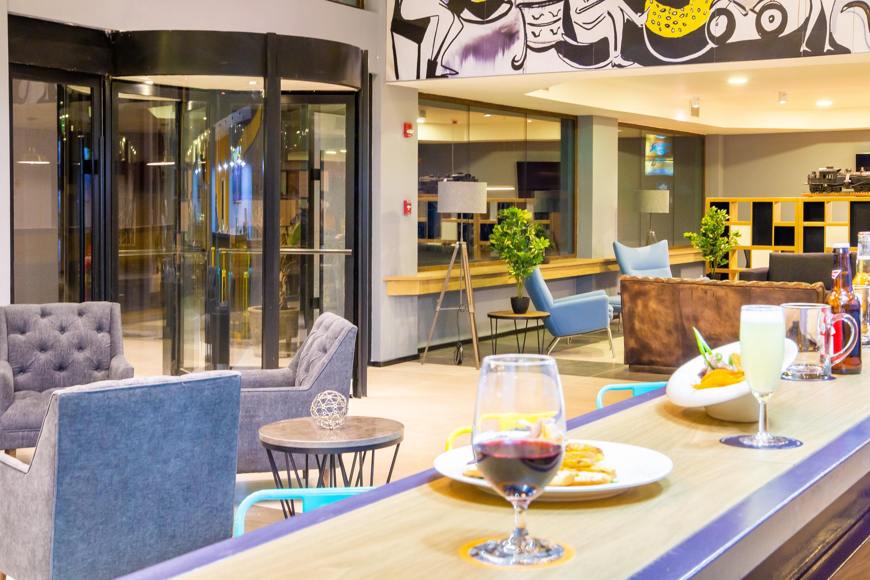 Bar/Salón Hotel Modular Express Calama
