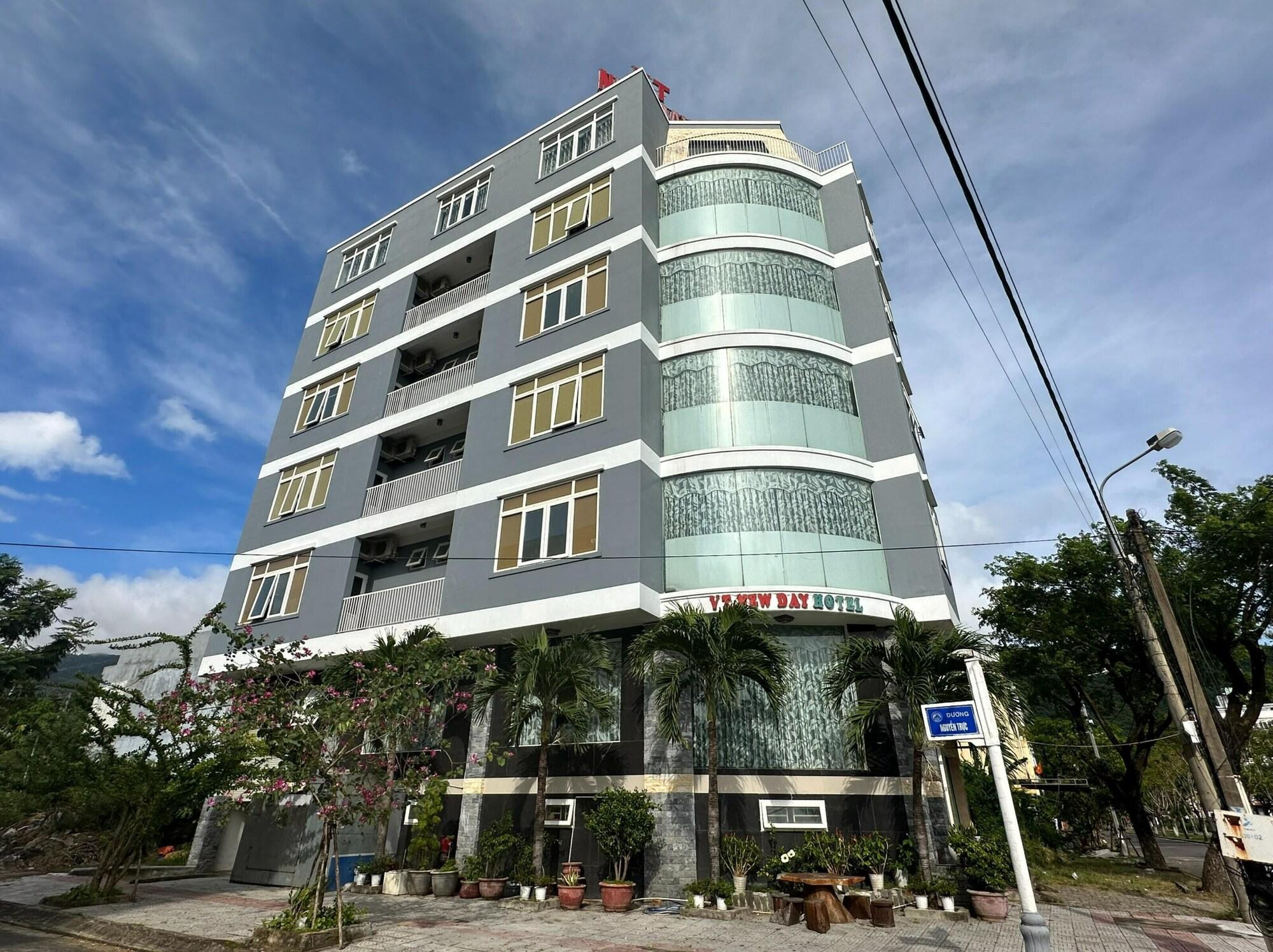 Vista Exterior OYO 1223 Vt New Day Hotel