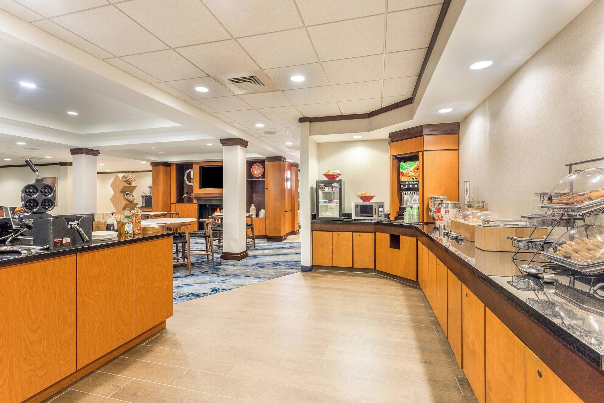 Restaurant Fairfield Inn & Suites by Marriott Madison East