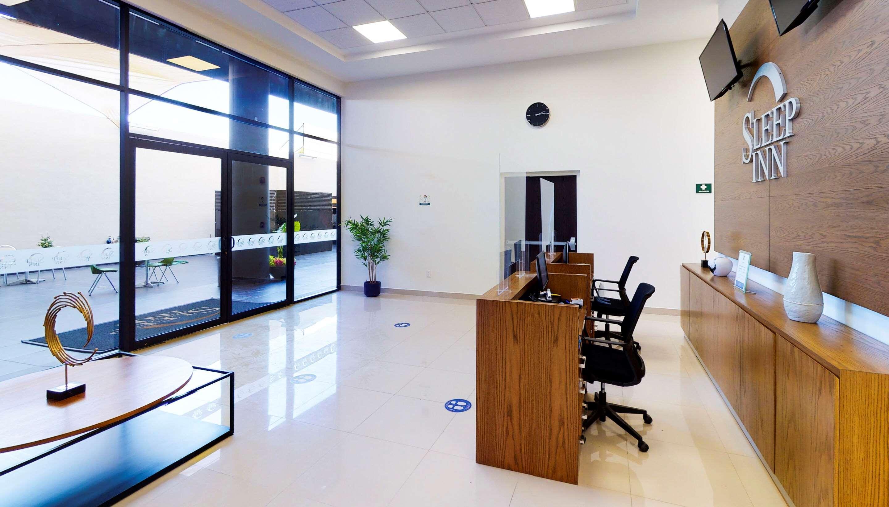 Vista Lobby Sleep Inn Queretaro