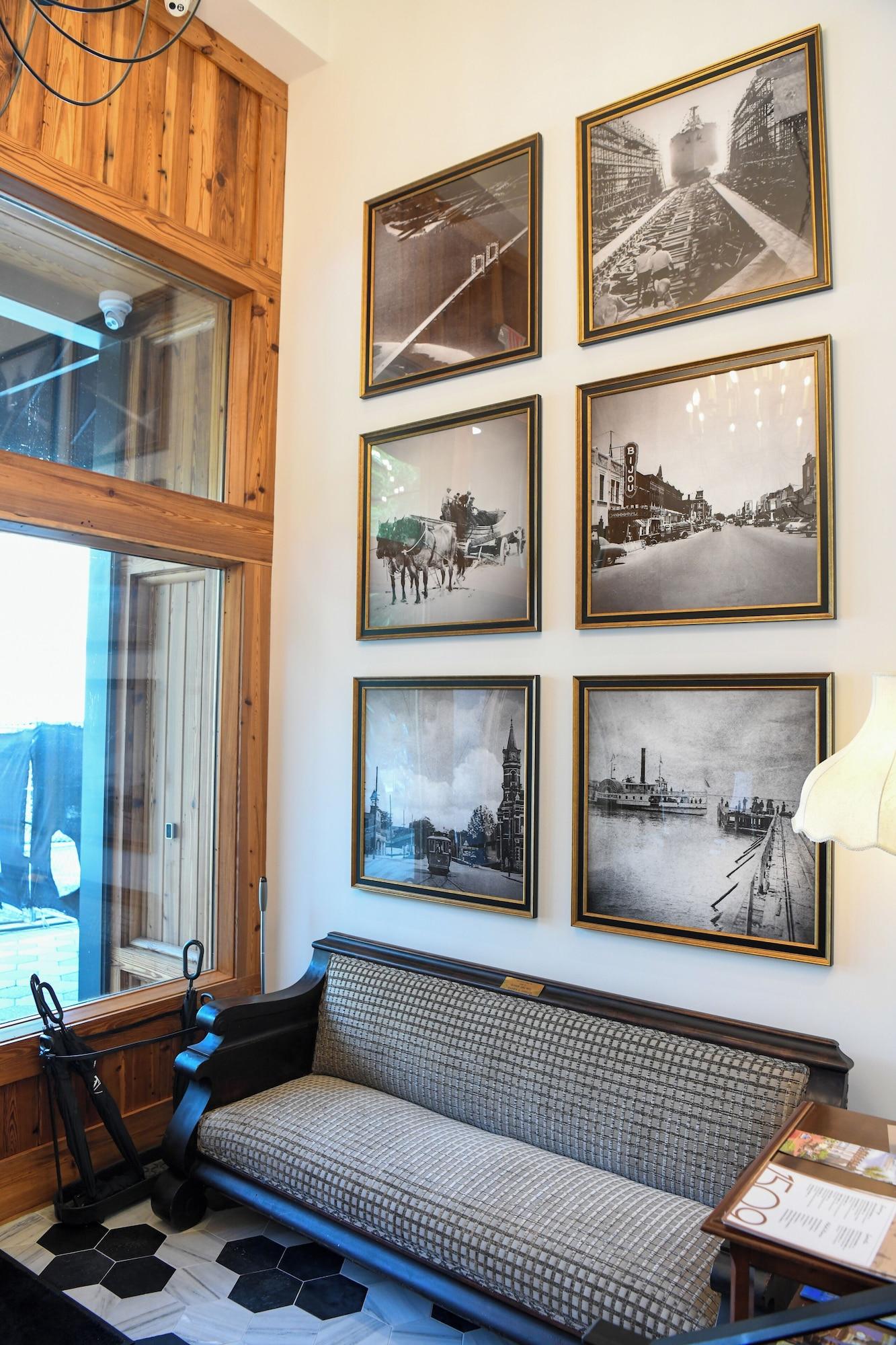 Vista Lobby The Kress Brunswick
