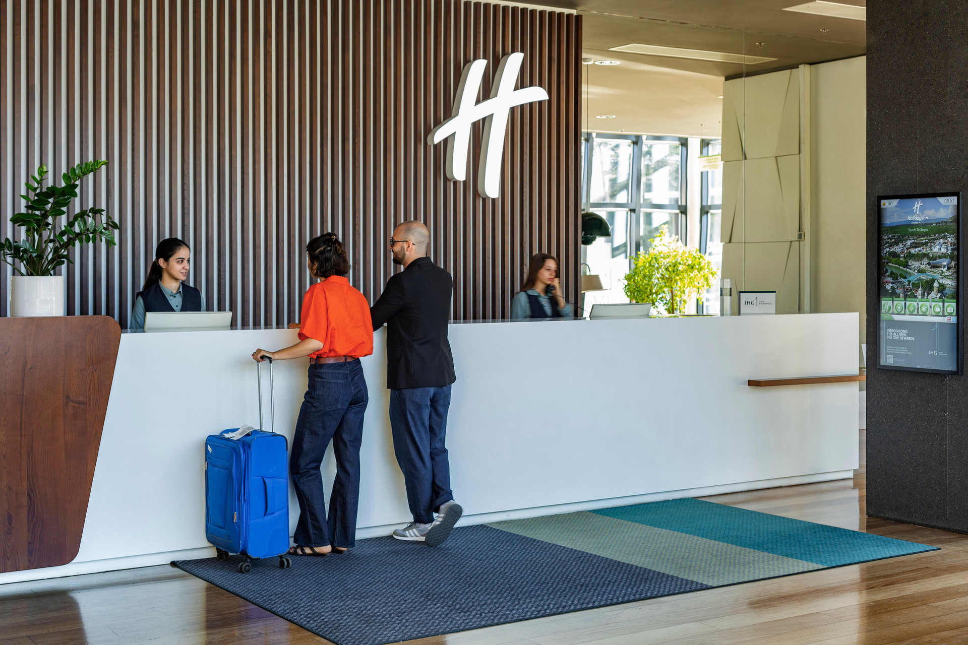 Vista Lobby Holiday Inn Tbilisi by IHG